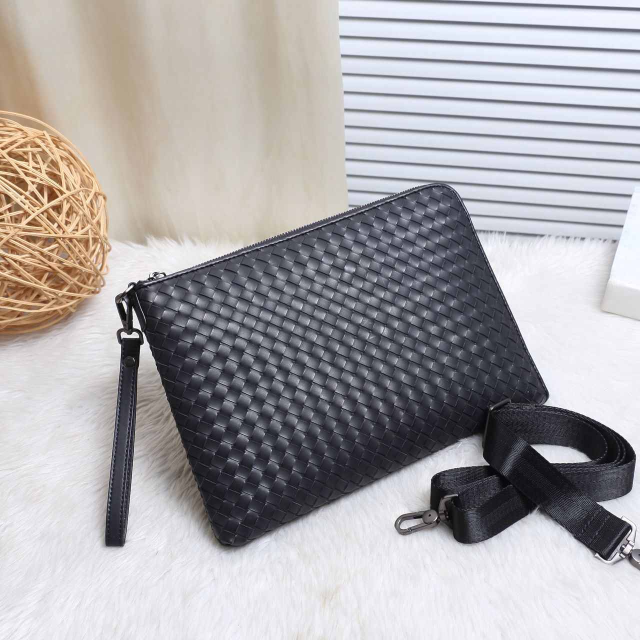 個性的なデザ 人気ブランドボッテガヴェネタ Bottega Veneta 実物の写真 N品スーパーコピー代引き対応国内発送後払い安全必ず届く優良サイト